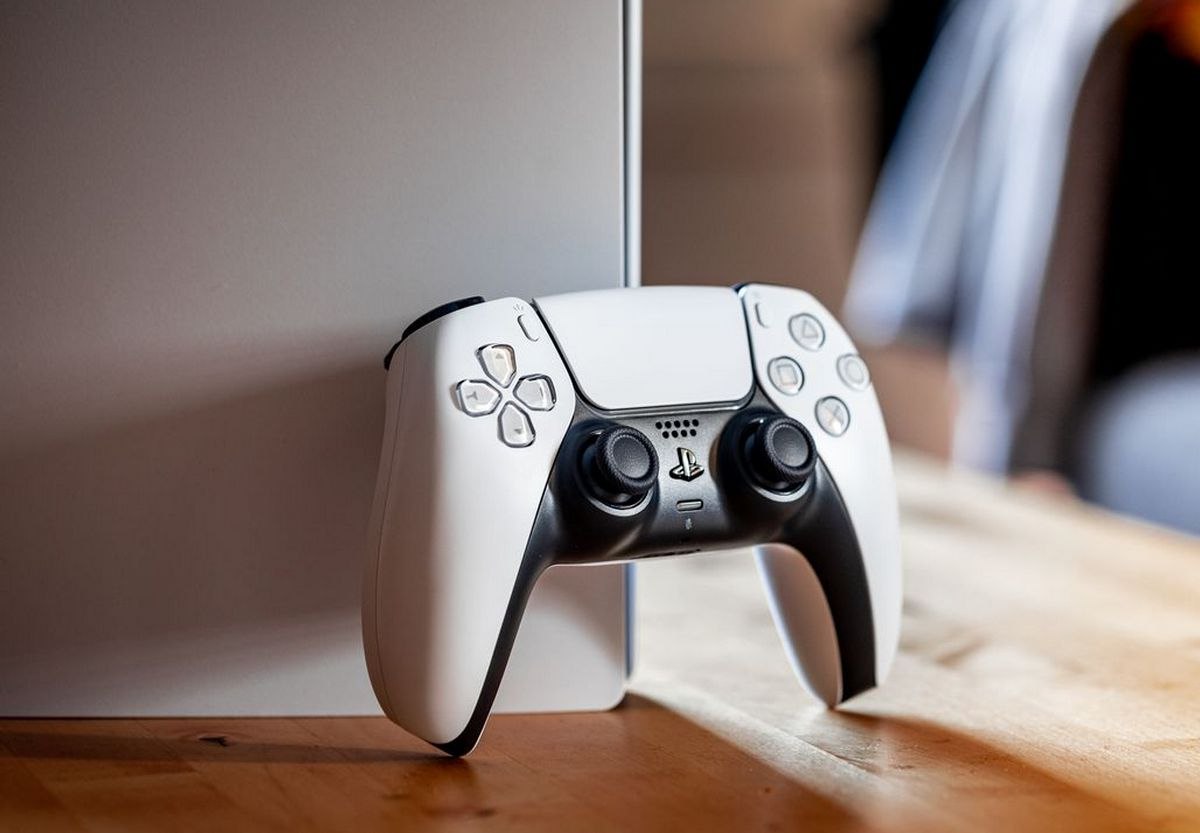 Steam получил поддержку DualSense  нового контроллера Sony для PlayStation 5.